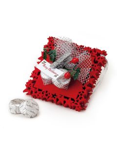 4 Posavasos navideños con detalles de muérdago y 2 bombones con tarjeta navideña