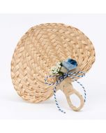 Paipay hoja de palma adornado flor azul 13x14cm.(aprox)