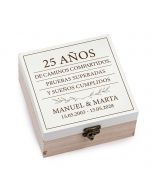 Scatola in legno personalizzata 25° anniversario 8x4x8cm.